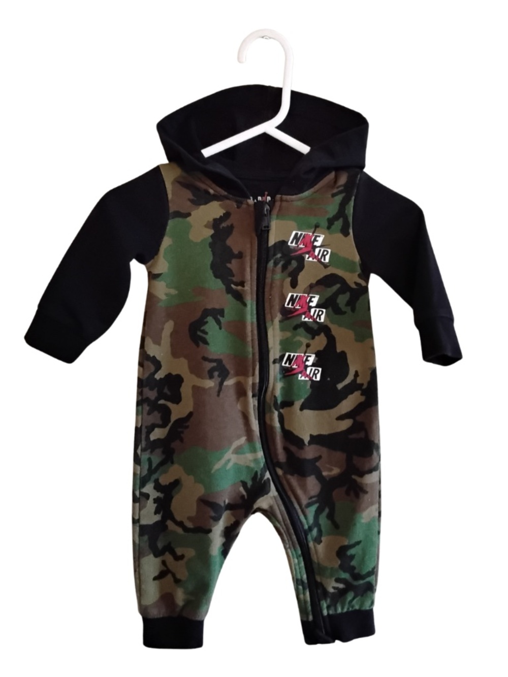 Jordan Nike Baby Camo Hooded Footie One-Piece – Size 3–6M GUC